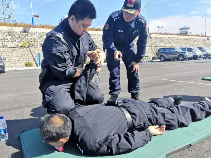 學擒拿