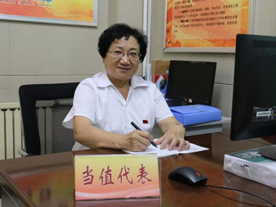 沈河區(qū)五里河街道藥大社區(qū)書(shū)記  吳亞玲