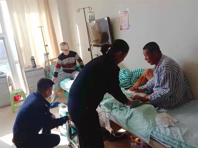 為患病老人辦理身份證1_看圖王