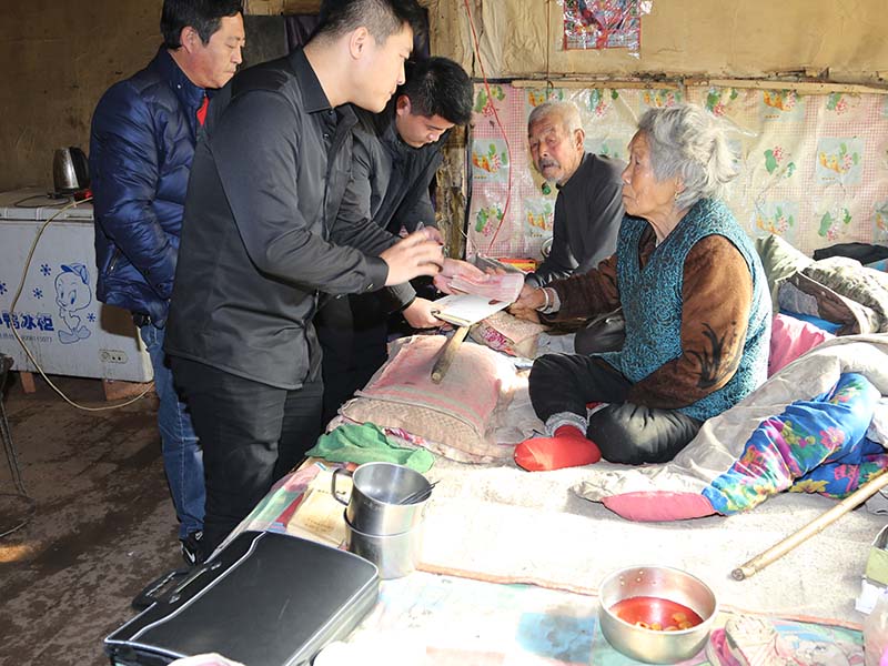 建昌縣人民法院執(zhí)行法官送執(zhí)行款