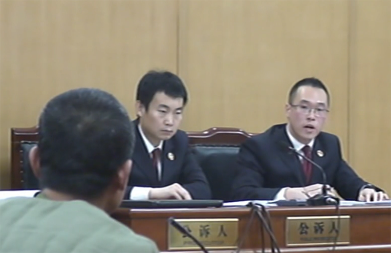 楊德明在法院開庭。