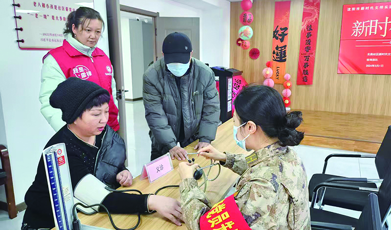 學(xué)雷鋒紀(jì)念日免費(fèi)義診活動現(xiàn)場